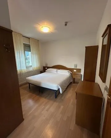 Athos Hotel Riva del Garda