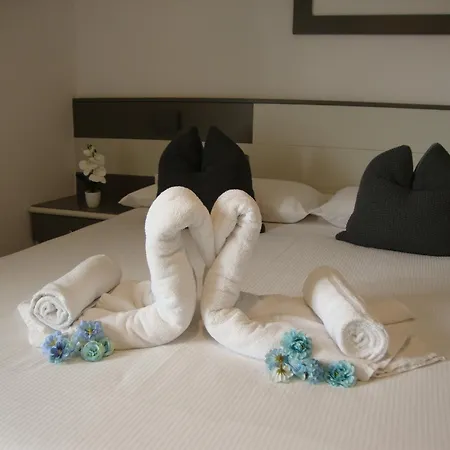 Athos 3* Riva del Garda